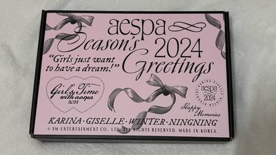 aespa 24年年曆 內容物如圖 （無小卡）