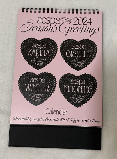 aespa 24年年曆 內容物如圖 （無小卡）
