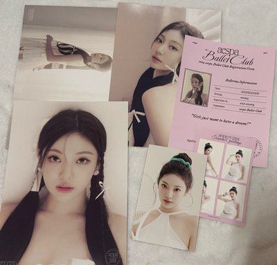 aespa 24年年曆 內容物如圖 （無小卡）