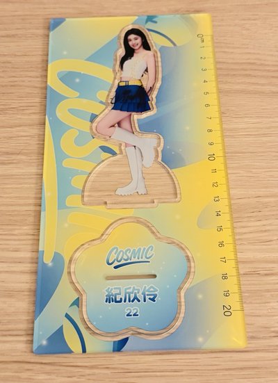 紀欣伶 (Cindy) 簽名立牌