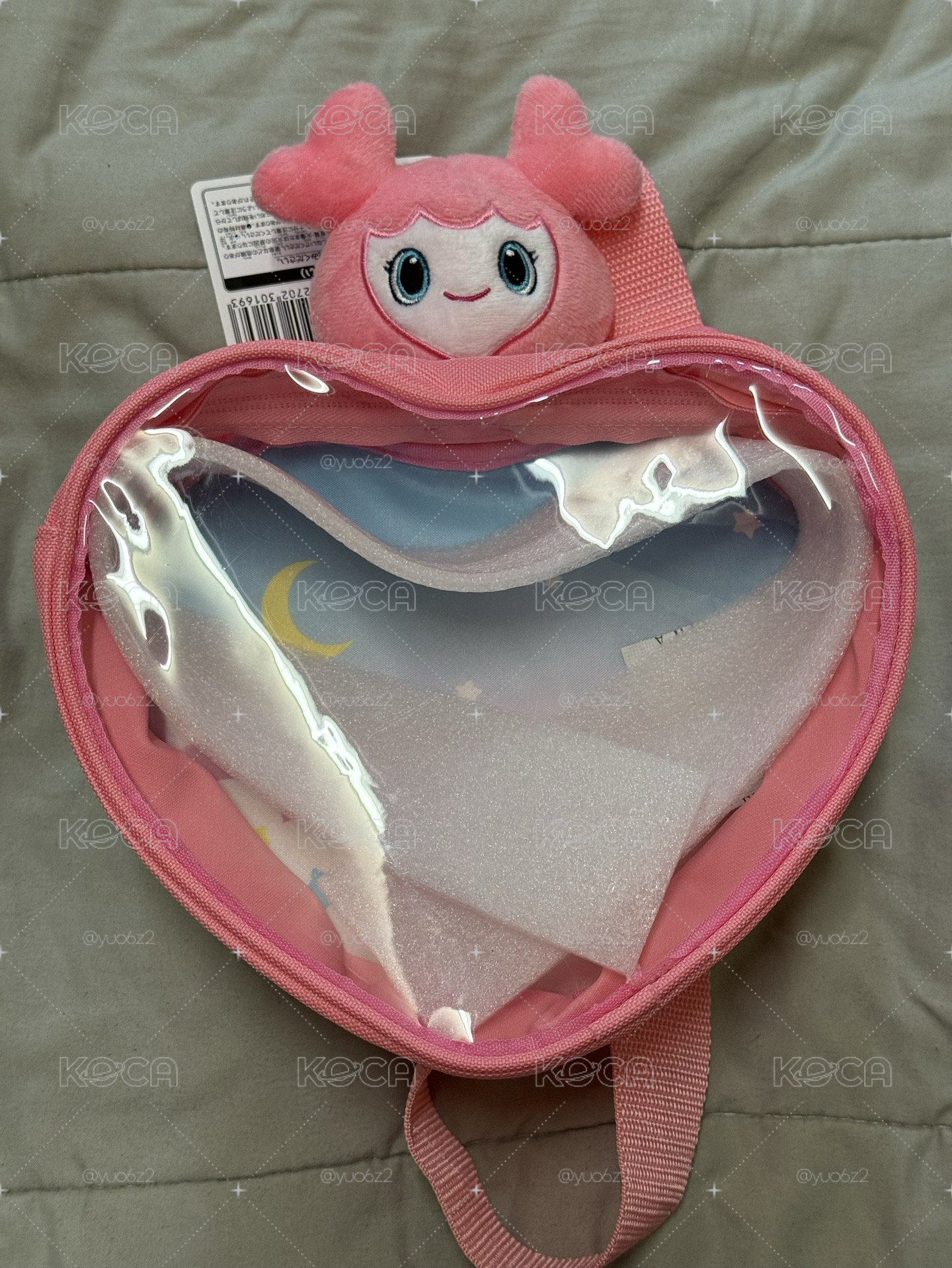 MOMO愛心娃包