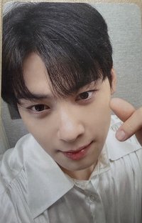 2022 photobook MAGAZINE MAGAZINE》的隨機周邊交換卡 隨機卡 