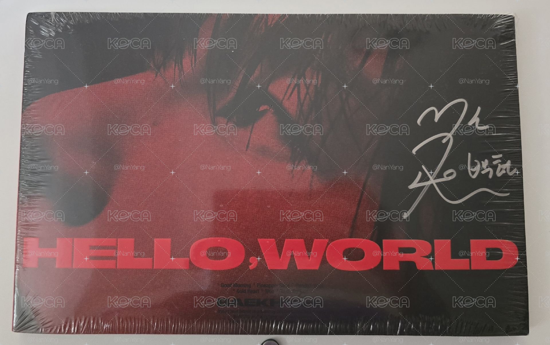 伯賢bolo4美通親簽 全新未拆 （需綁）