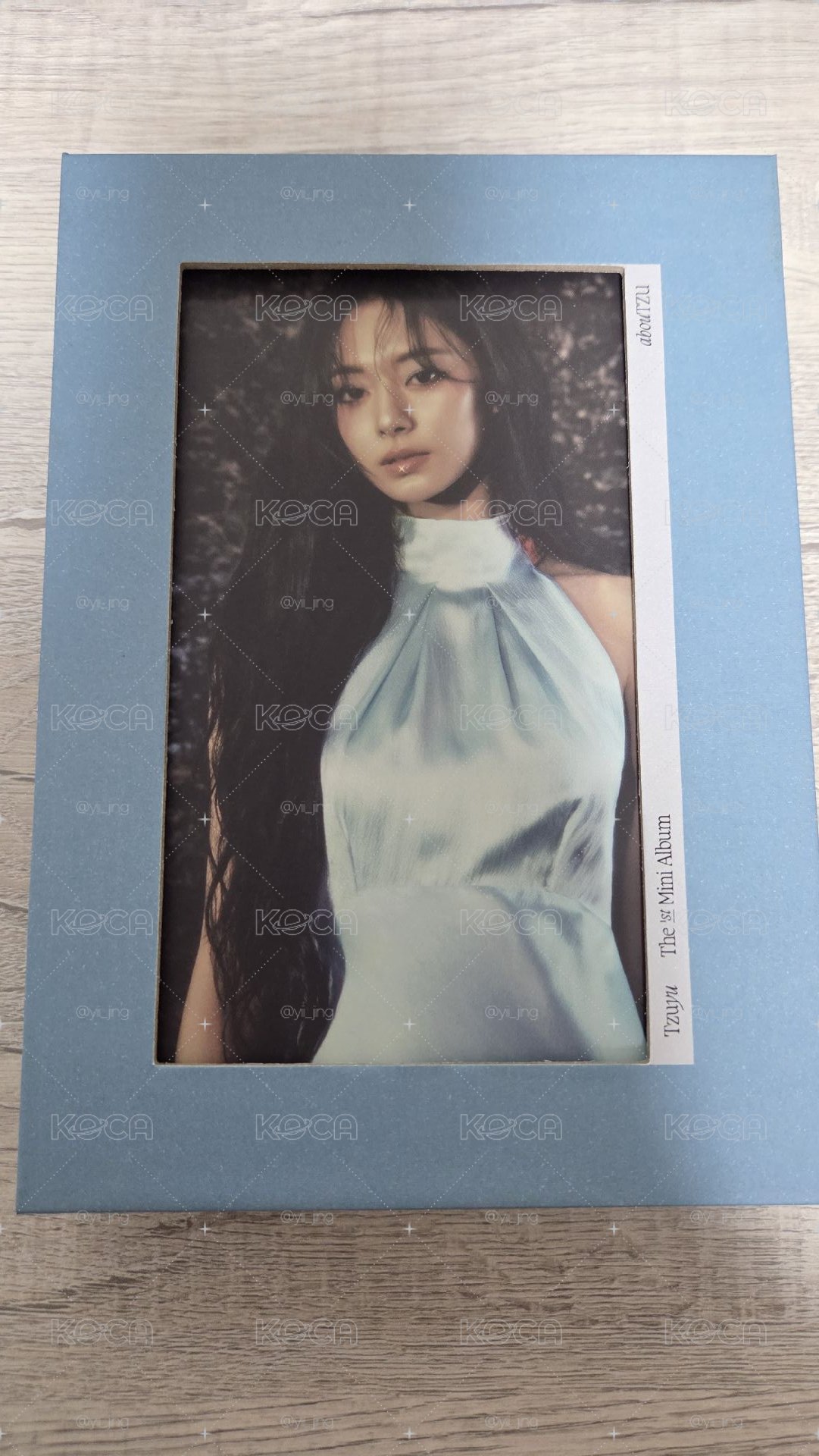 Twice 周子瑜 The first mini Album Tzuyu 空專