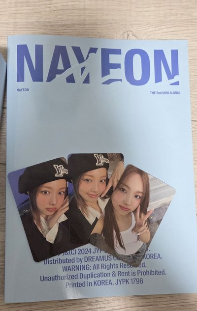 Twice Nayeon Solo專 迷二 含小卡