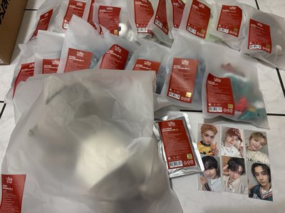 BOYNEXTDOOR 官方 BBNEXDO is Coming to Town 聖誕 娃娃 抱枕