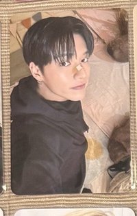 冒險榮仰頭