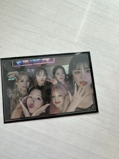 I-DlE (DUMDi DUMDi k4 夜版 特典卡 團卡（）+DUMDi DUMDi k4 日版 簽售卡 