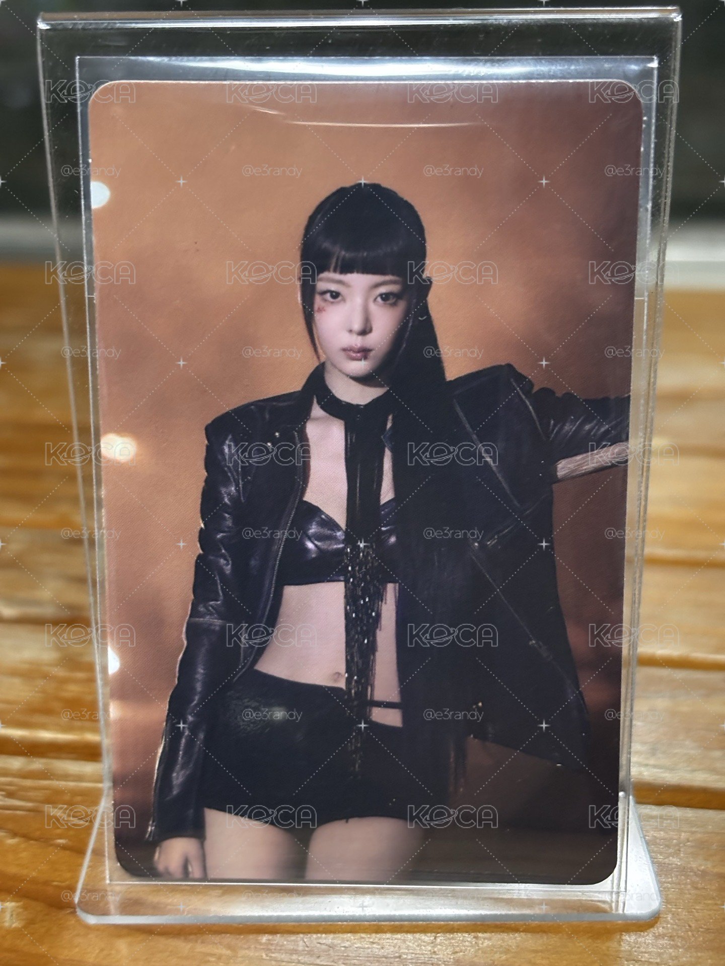 Lia TUNNEL VISION poca B版 專輯卡