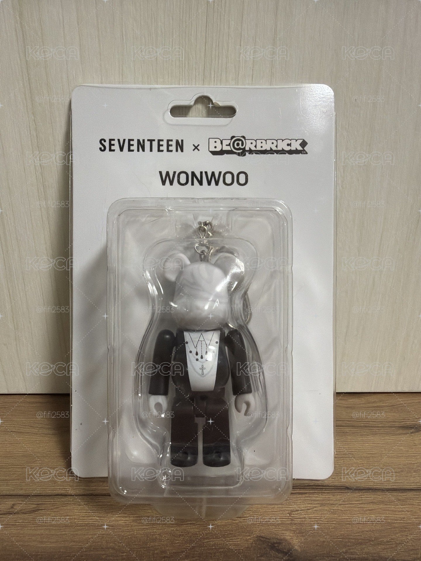 Seventeen Be@rbrick 圓