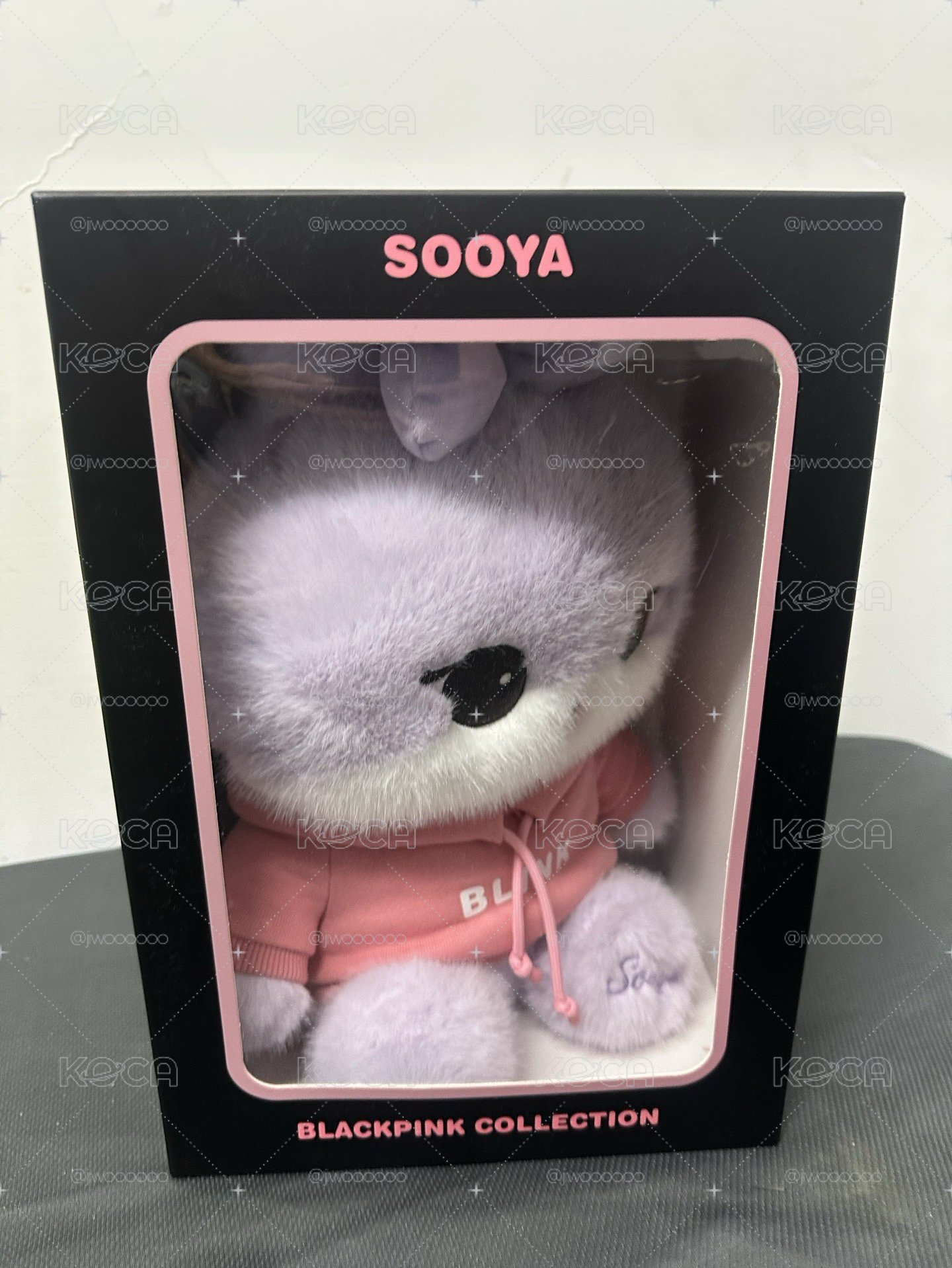 Jisoo三巡快閃店大娃