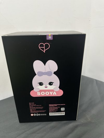 Jisoo三巡快閃店大娃