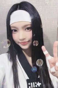 MAMIHLAPINATAPAI yzy 跆拳道 幸運卡 