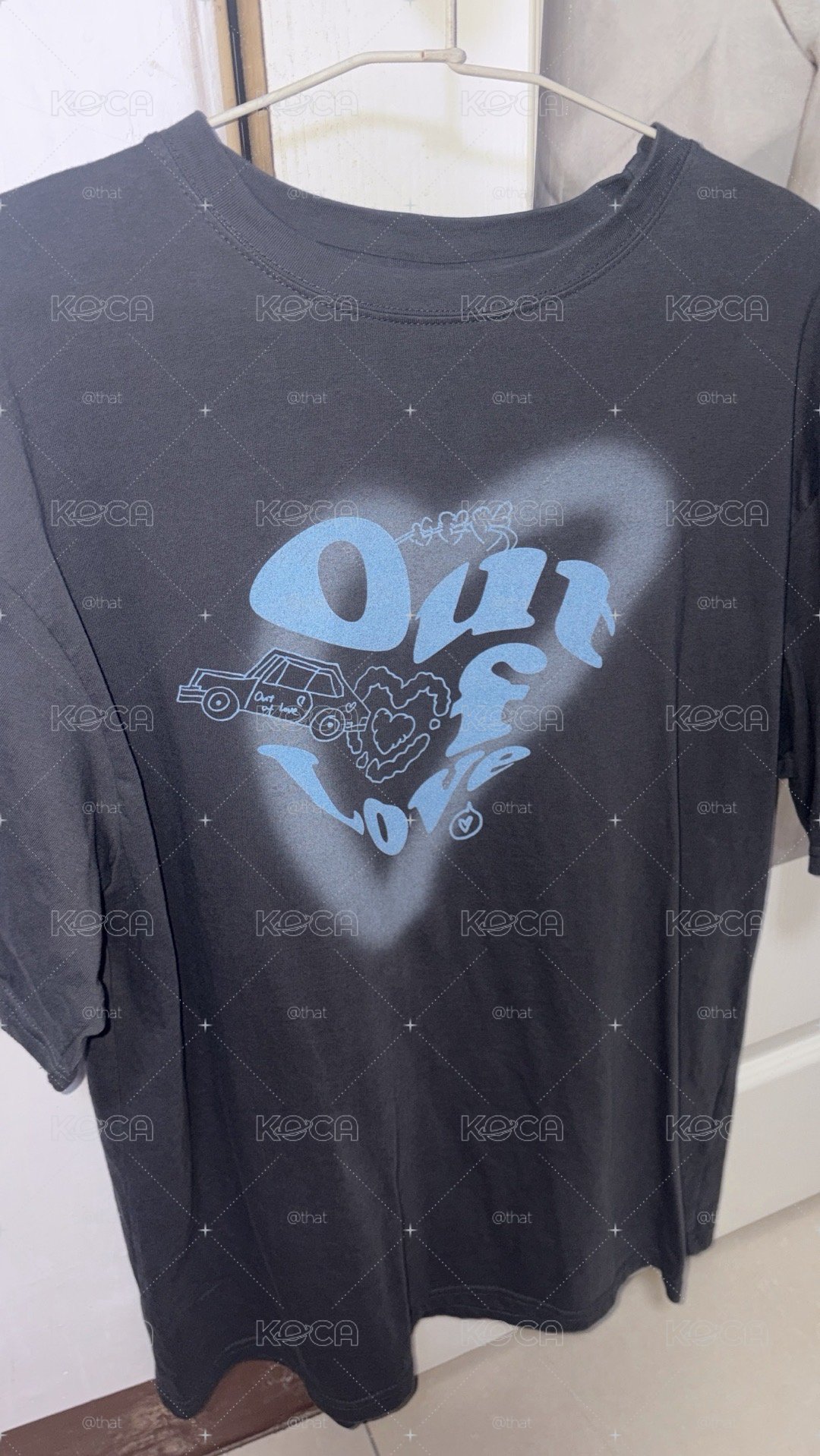 ZB1 out of love衣服