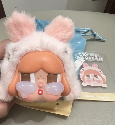 泡泡瑪特 淚流成海 咬咬鯊 藏藏海兔