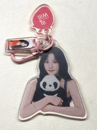 琦 謂乳代言吊飾