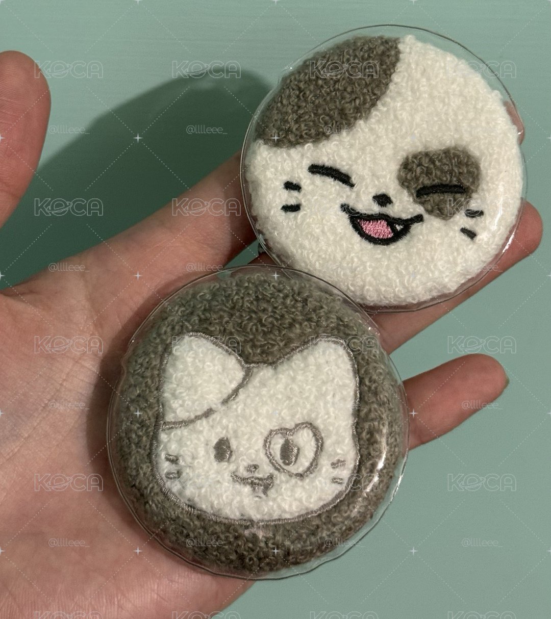 啃依徽章