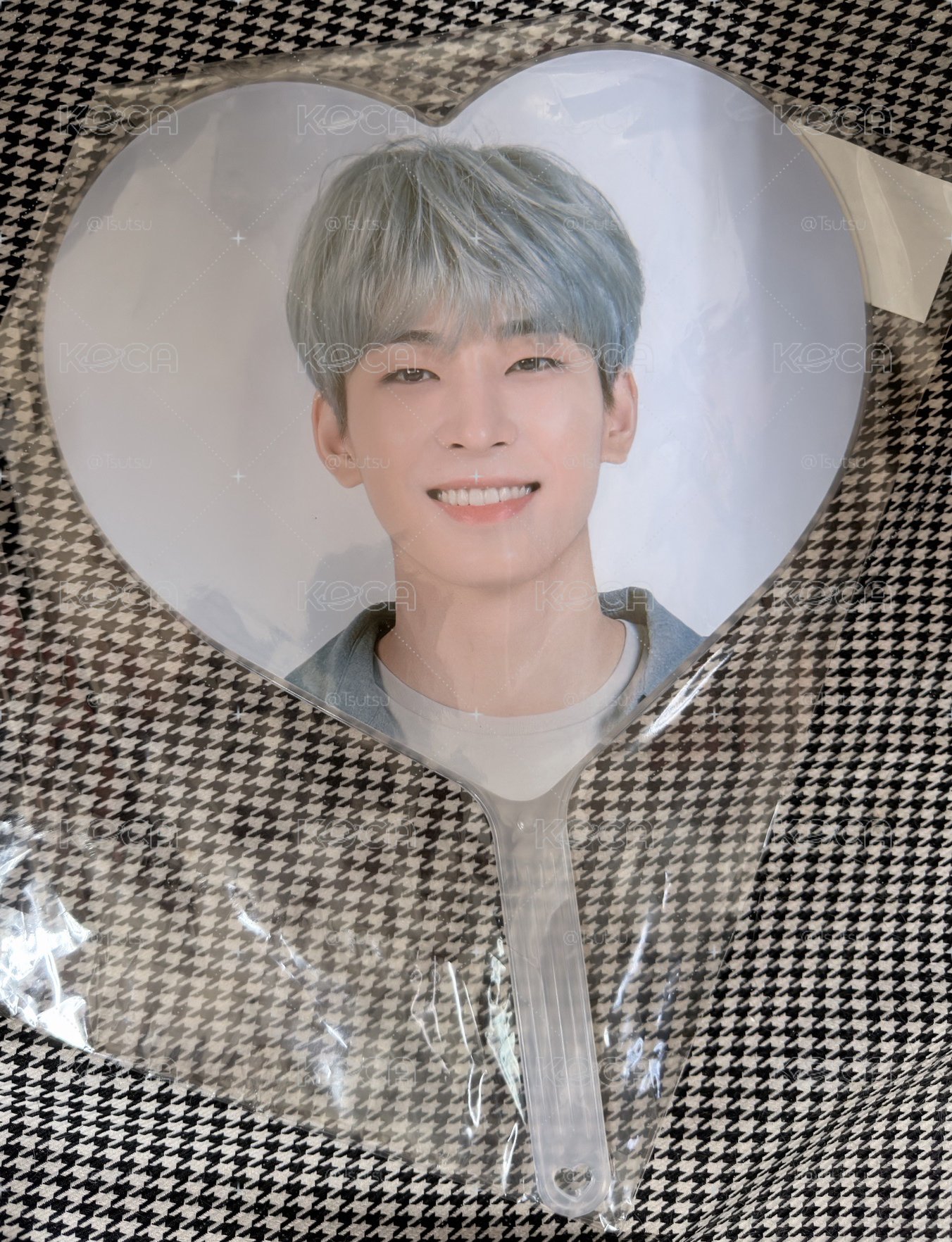 （現貨 紙箱寄出 可當日寄出）seventeen 圓佑 愛心扇 2020 克拉島 扇子 大扇