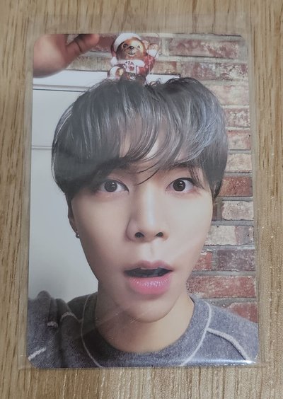 NCT127 2023 PINK CHRISTMAS JOHNNY 