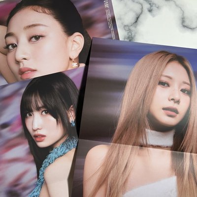 twice RTB海報