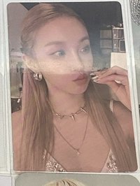 金髮嘟嘴琦
