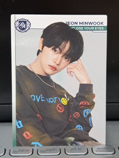 2025 K-POP ROOKIE TELECA 隨機卡 
