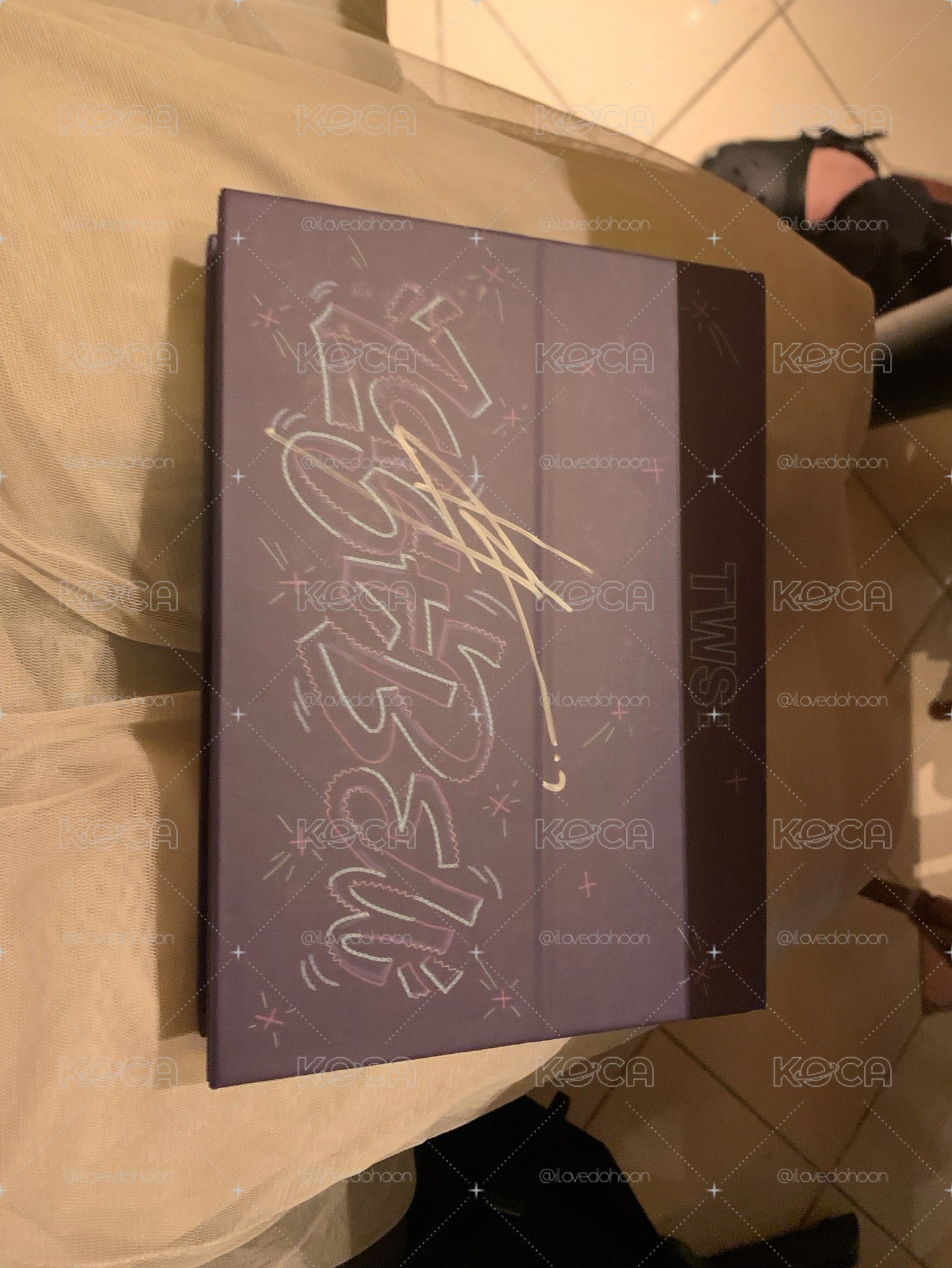 炅潣親簽