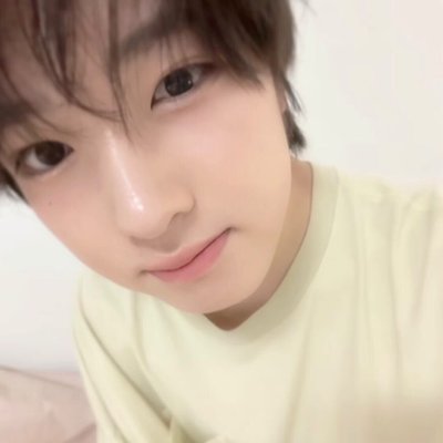 撒哭髮圈