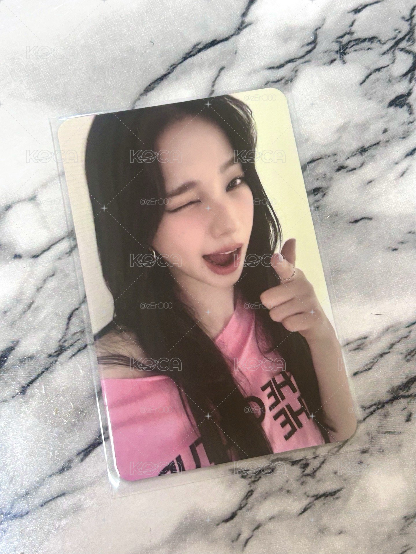 【現貨可速出】aespa Karina—「快來康康 翻開這張卡的正面真的萌到爆炸！」QQ音樂中背卡
