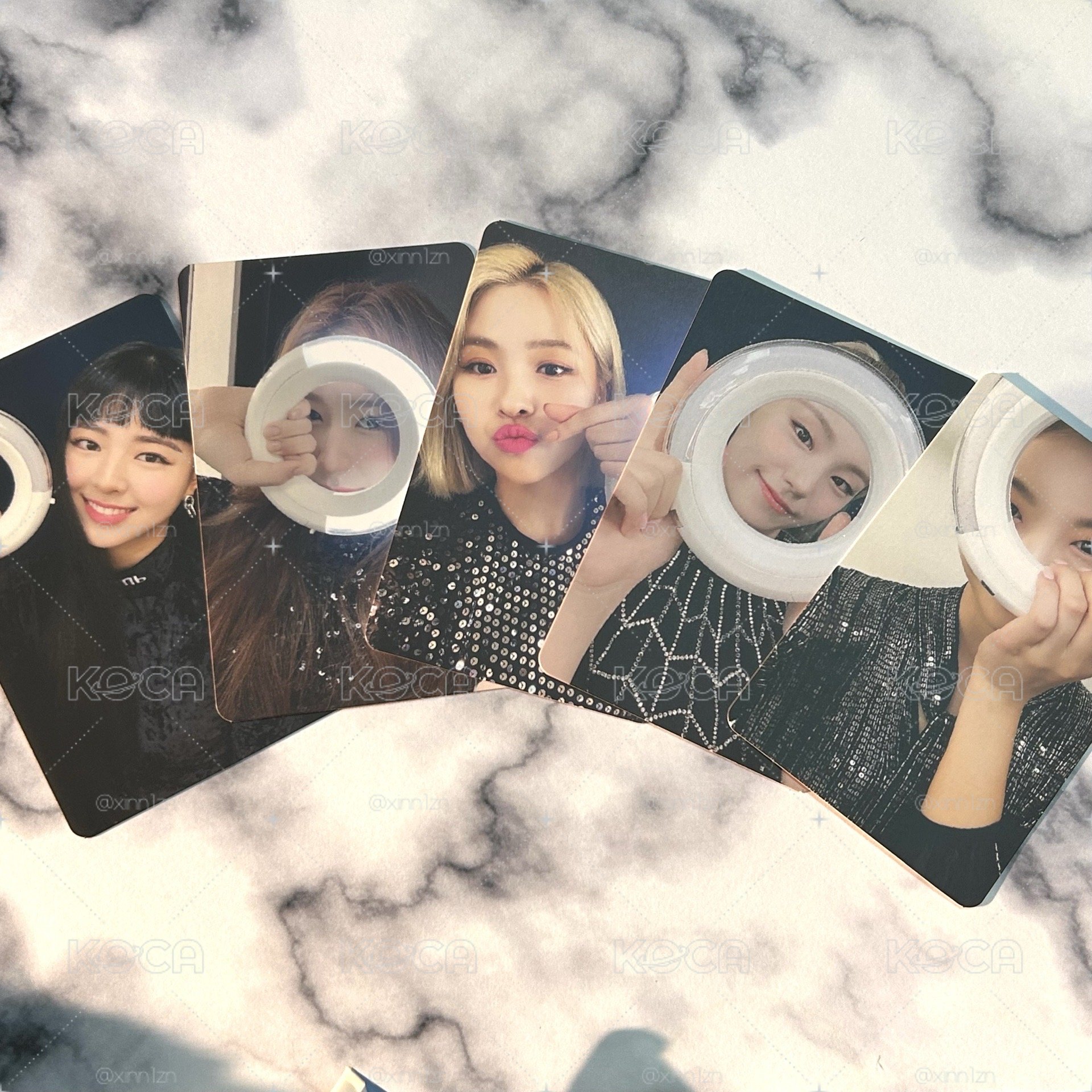 ITZY 手燈卡