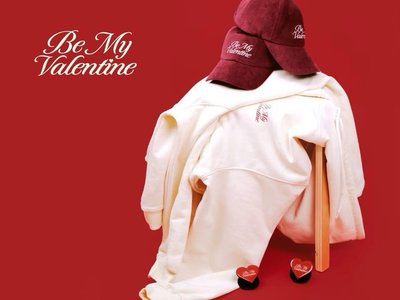 THEBLACKLABEL - be my valentine 帽T(無小卡）