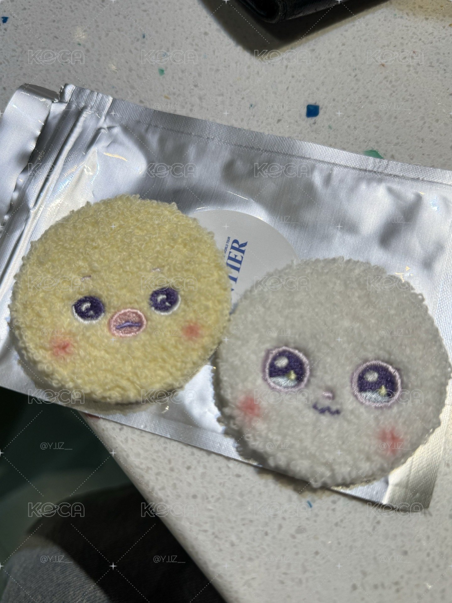 裴毛絨徽章