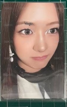 安俞真 secret專卡