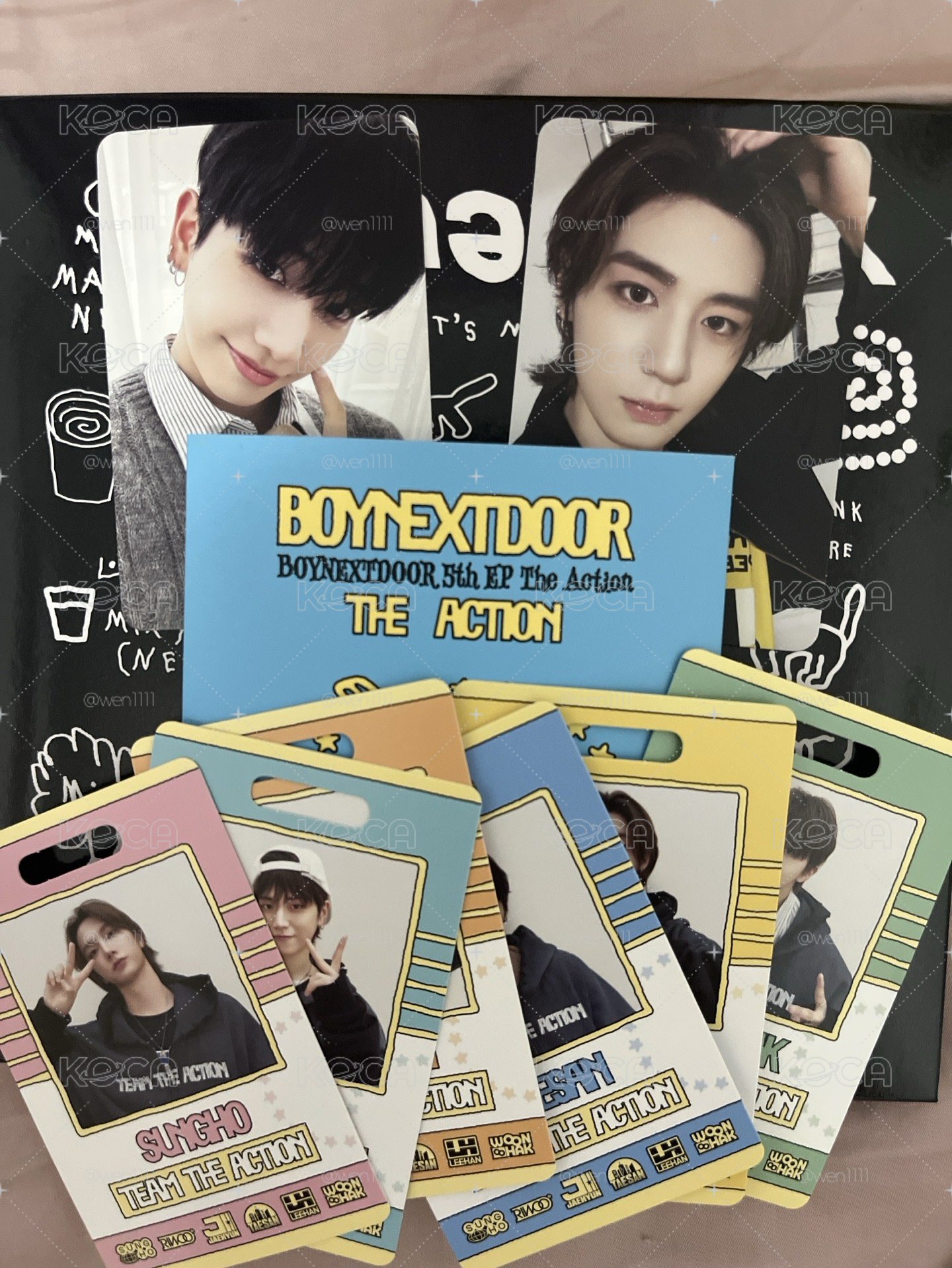 The action 電子專