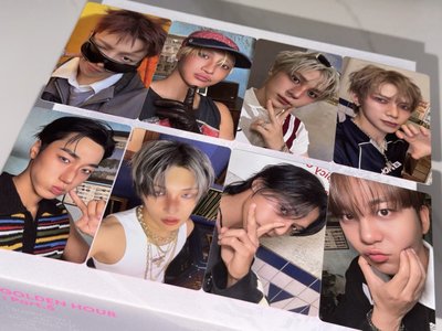 ATEEZ 的第十張迷你專輯《GOLDEN HOUR : Part.1》官方小卡