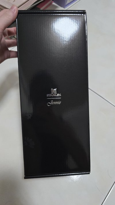 Stanley × Jennie 保溫杯 僅開