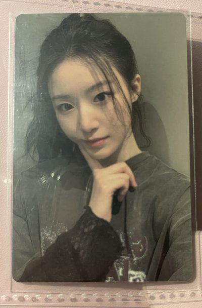 i-dle《We are》8th Mini Album Version ① 小卡  官方專輯卡