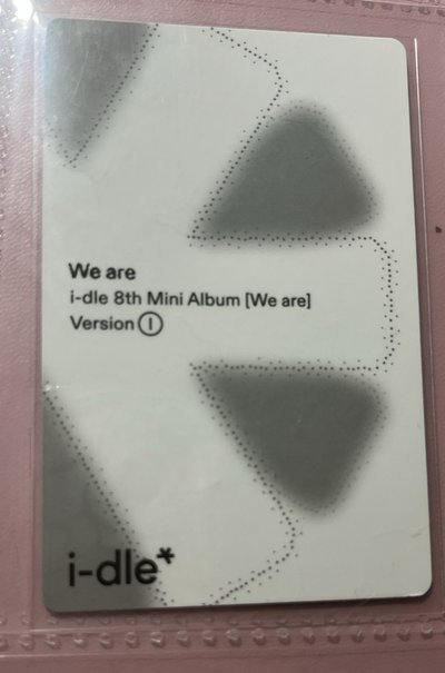 i-dle《We are》8th Mini Album Version ① 小卡  官方專輯卡