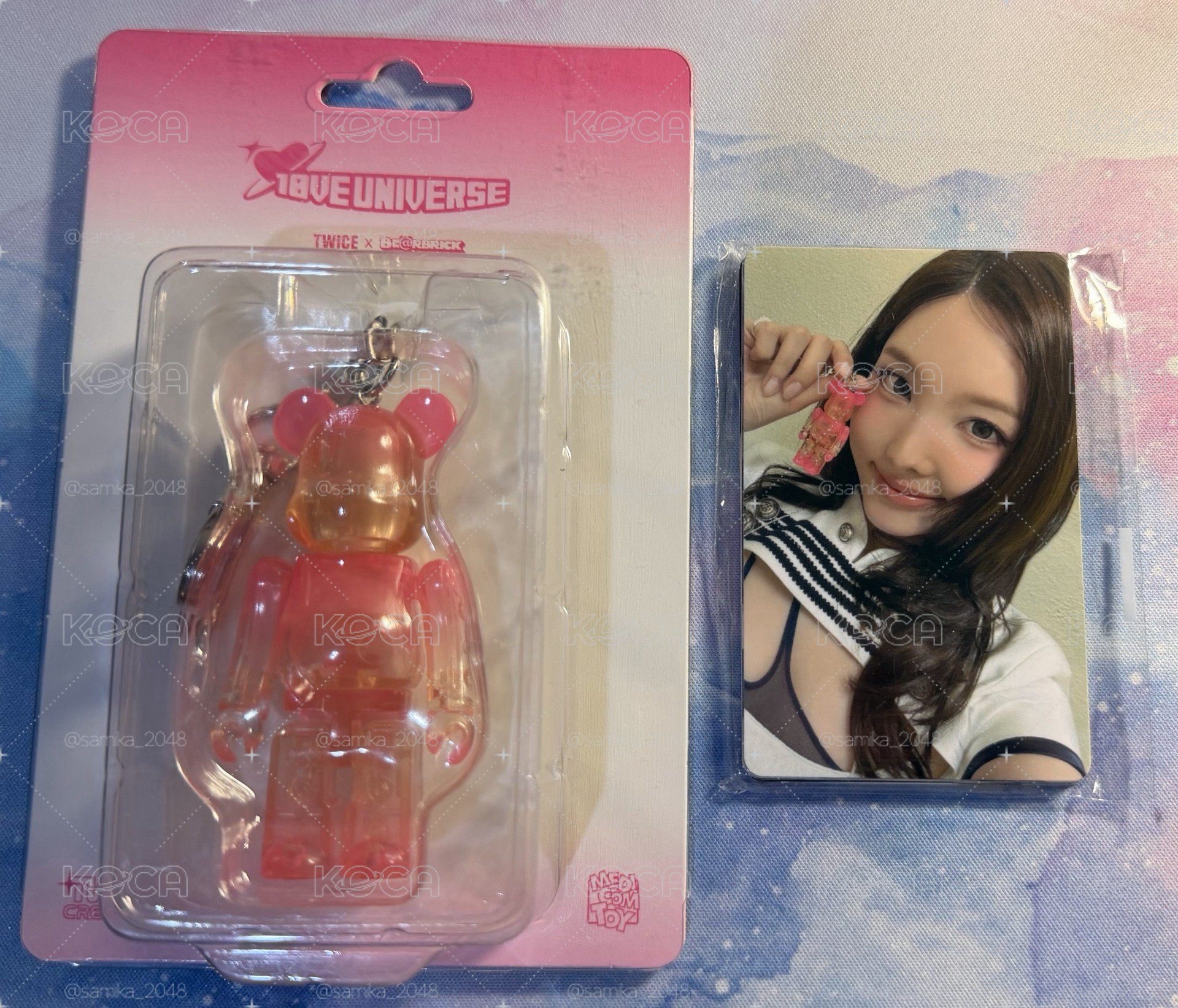 TWICE 庫柏力克熊吊飾+一套卡 未拆封