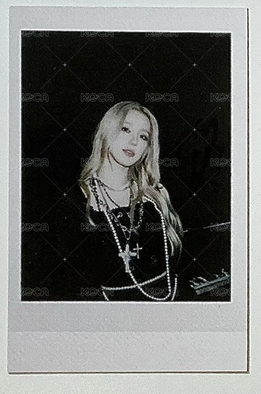拍立得🖤🐰