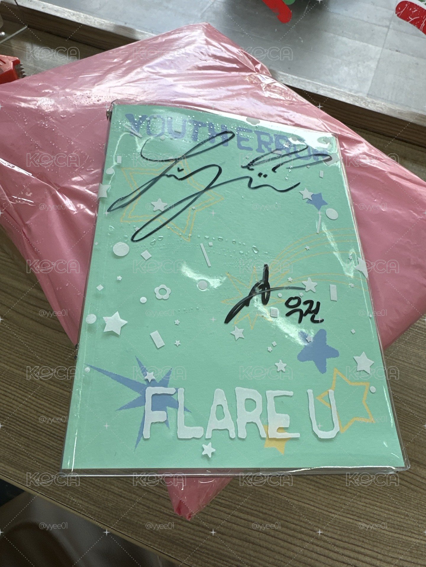 flare uYOUTH ERROR hello82 Diary ver. 親簽 專輯 （沒有特典卡）