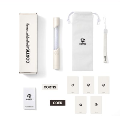 Cortis 手燈