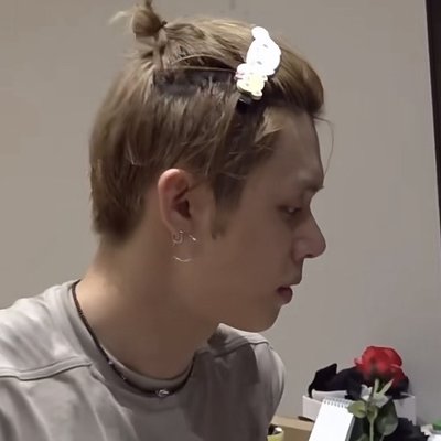 txt同款髮夾