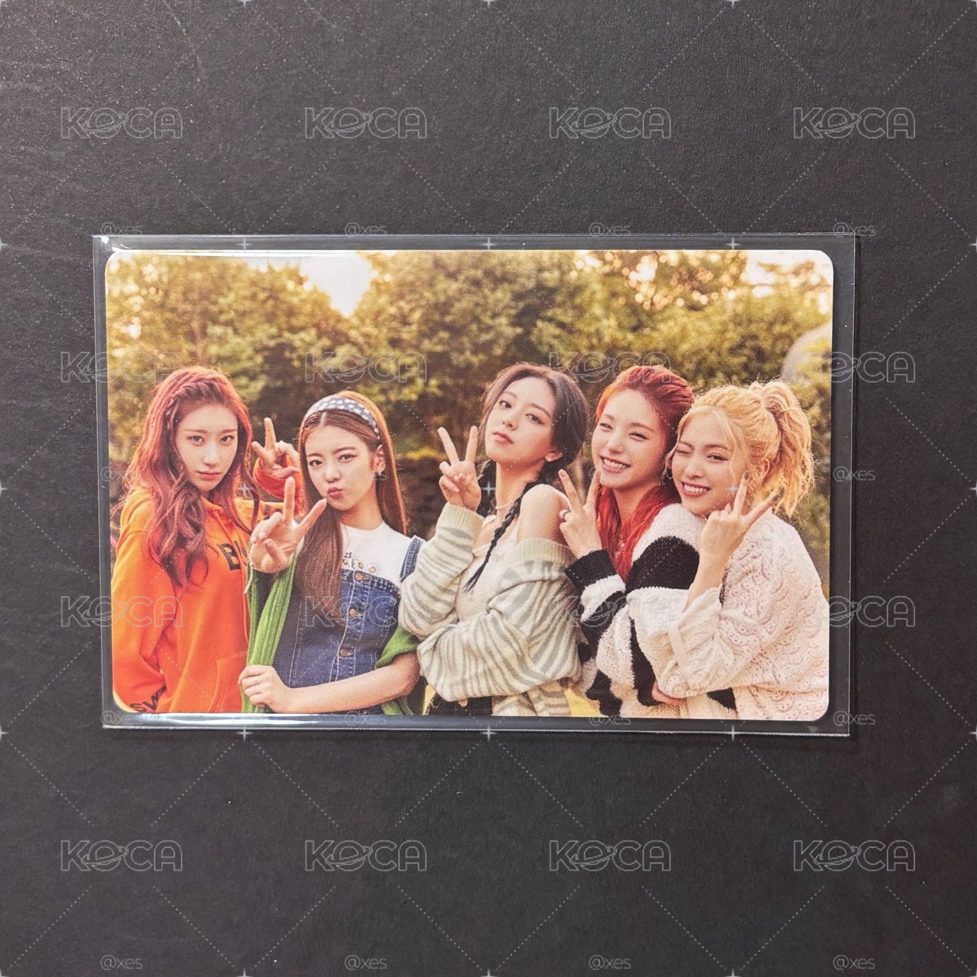 ITZY 濟州島隨機卡 團卡