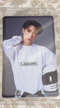 Junior