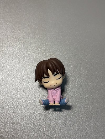 太顯坐姿扭蛋