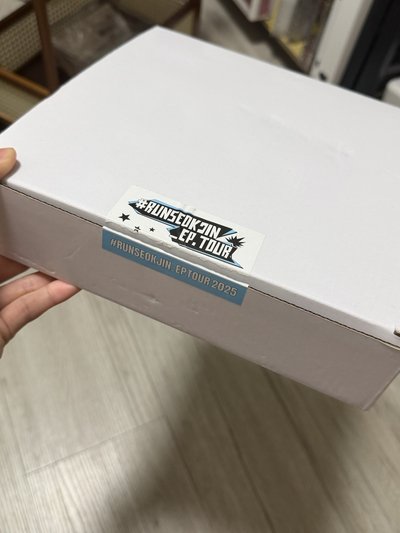 BTS金碩珍 高陽入場禮（僅拆）（雨衣 毛巾 紅衣珍卡）