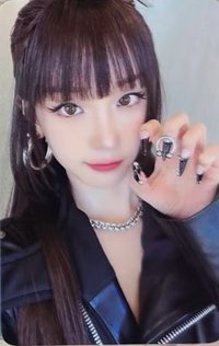 We made el 預售 特典卡 B版