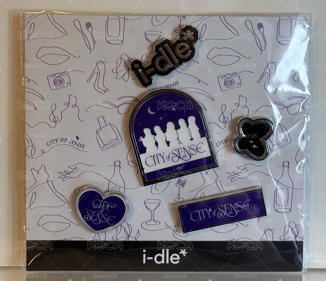 i-dle 7-11限定盲袋徽章+金屬徽章