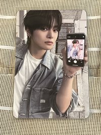 黑版LEO小卡